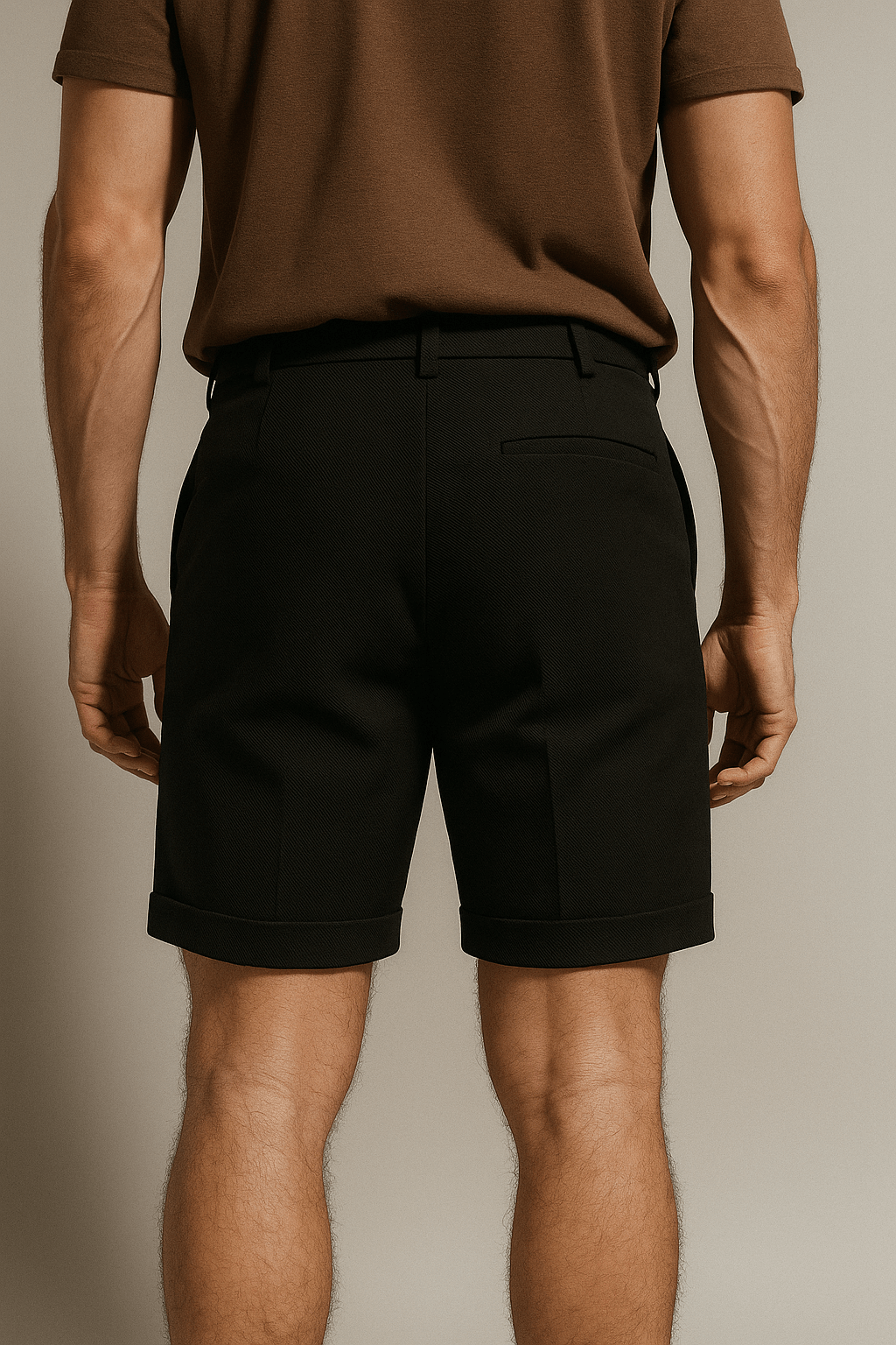 Men's shorts with pleats and pockets – black and versatile