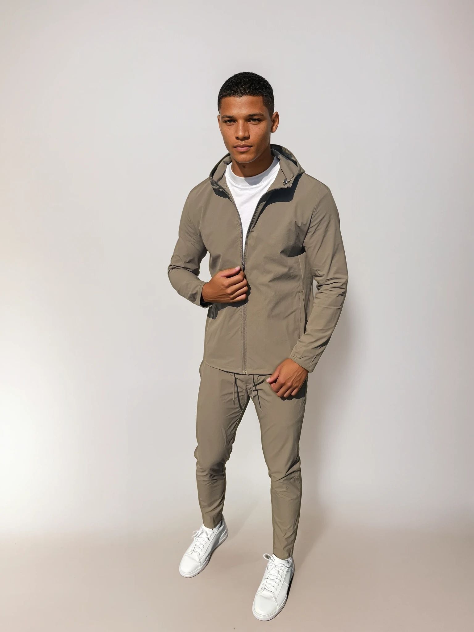 Travel Tech Vest - Mocca