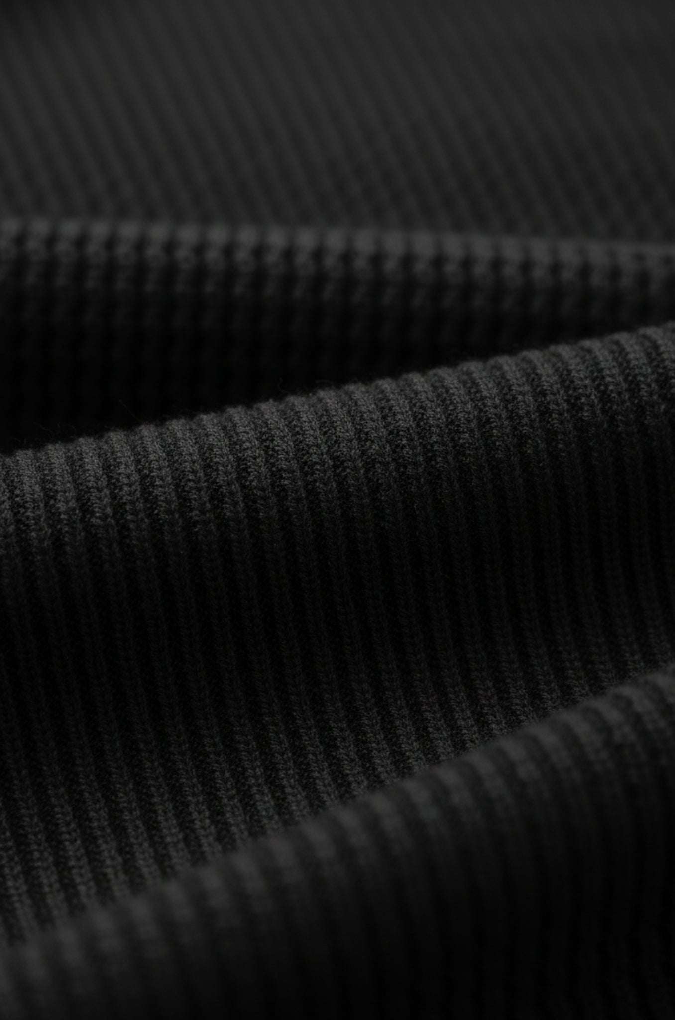 Knitted Shirt with Lapel Collar – Regular Fit Casual Knit Top with men