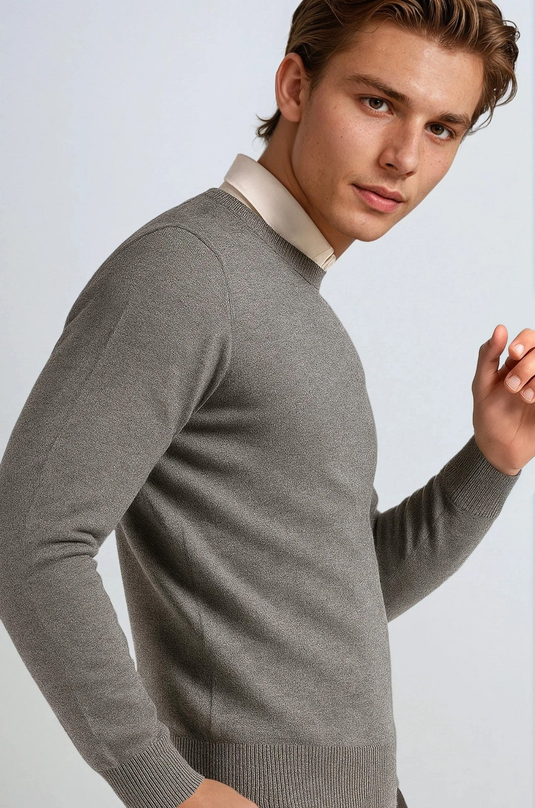 Men's Classic Crew Neck Pullover Sweater – Solid Color, Ribbed Details, Casual Fit – Gray