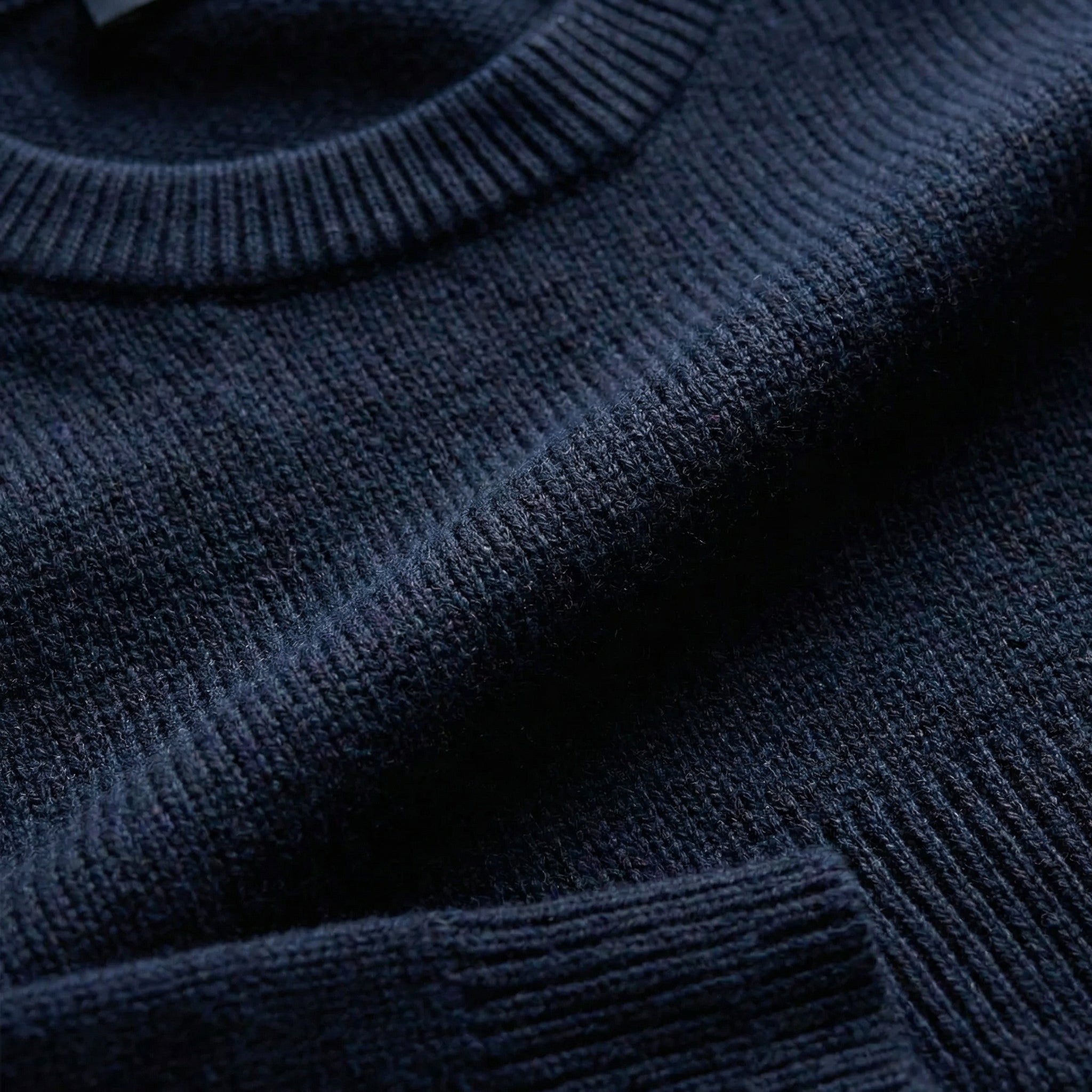 Men's Classic Crew Neck Pullover Sweater – Solid Color, Ribbed Details, Casual Fit – Navy