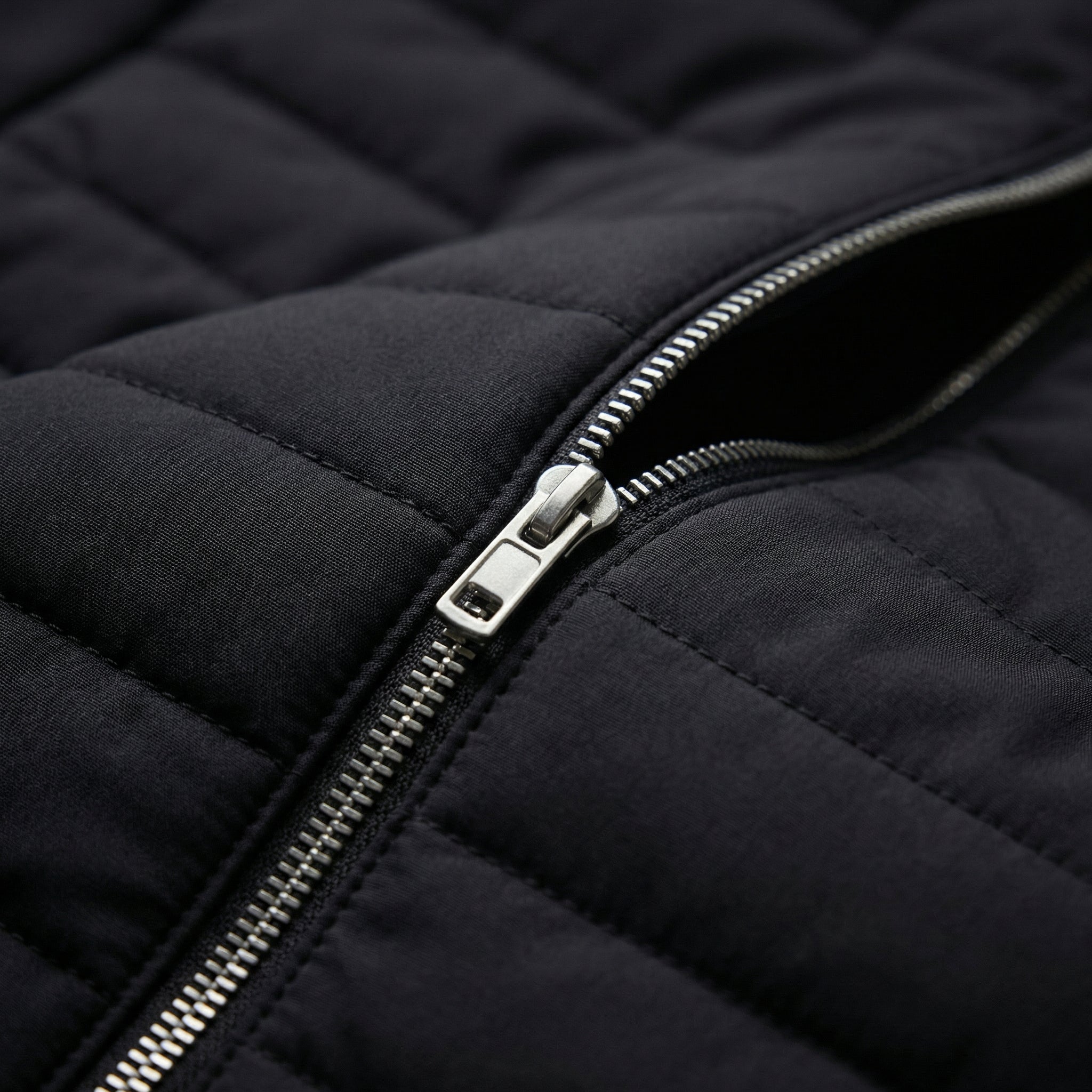 Foldable Jacket Lightweight Packable Windbreaker for Travel & Outdoor Use