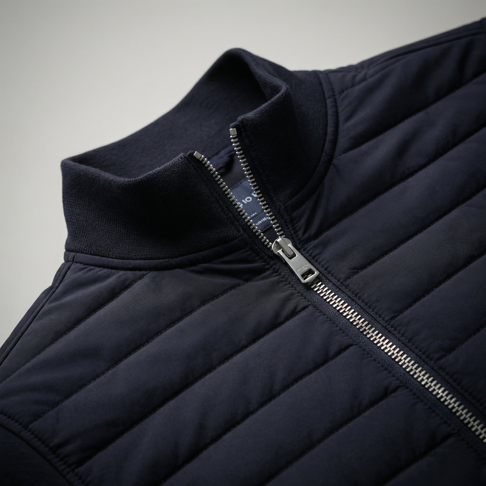 Modern Insulated Winter Jacket - Navy