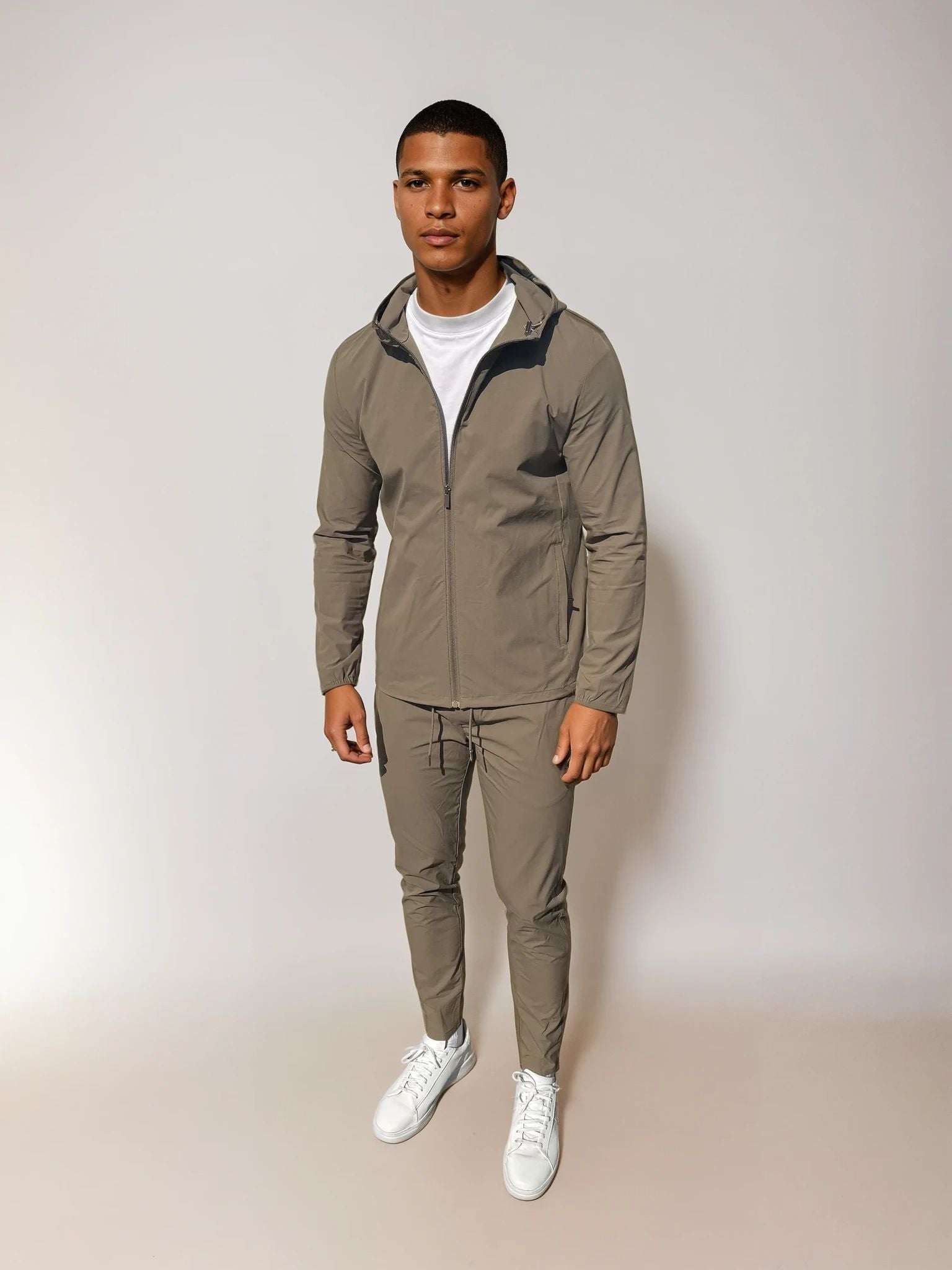 Travel Tech Vest - Mocca
