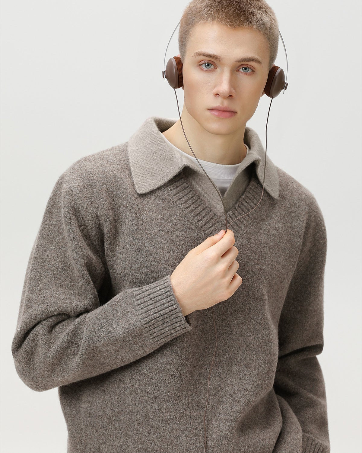 Wool Blend Collar V-Neck Knit Sweater