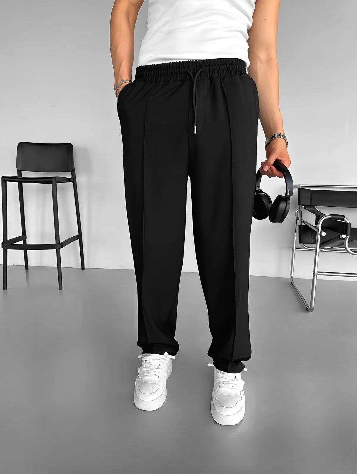 Pleated Chino Trousers