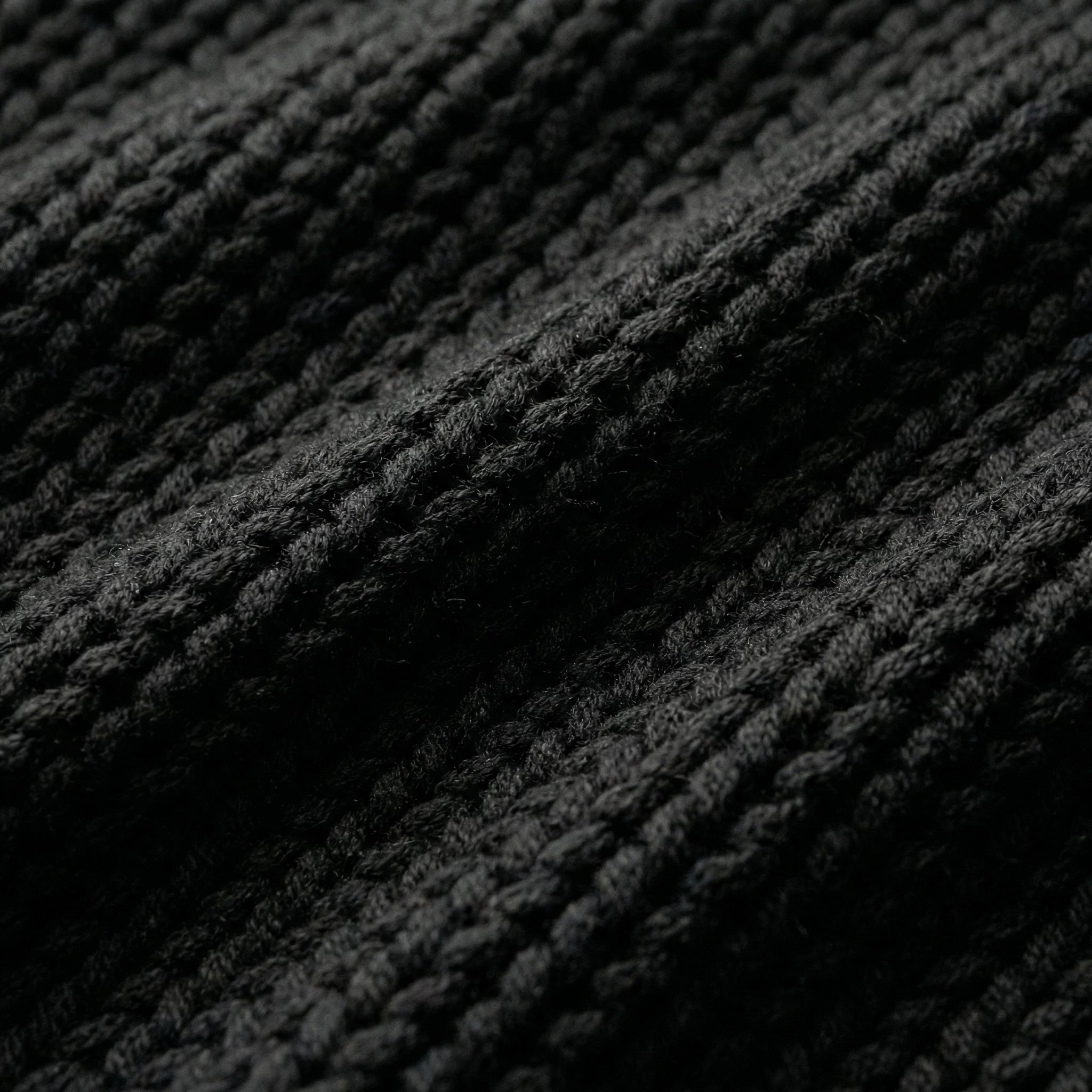 Knitted Shirt with Lapel Collar – Regular Fit Casual Knit Top with men