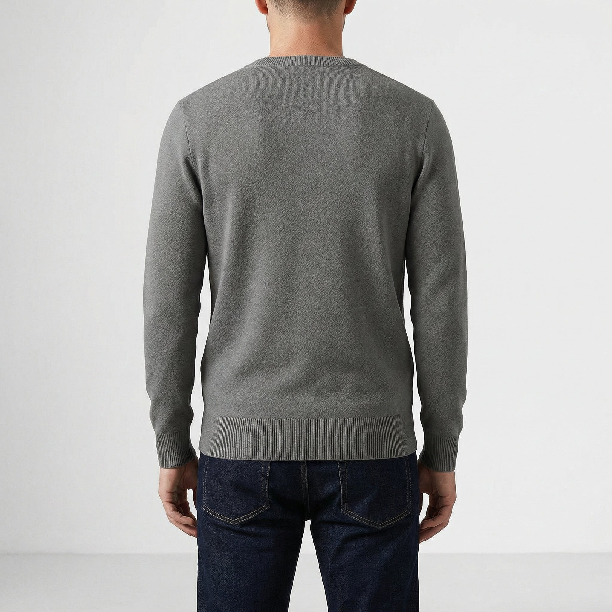 Men's Classic Crew Neck Pullover Sweater – Solid Color, Ribbed Details, Casual Fit – Gray
